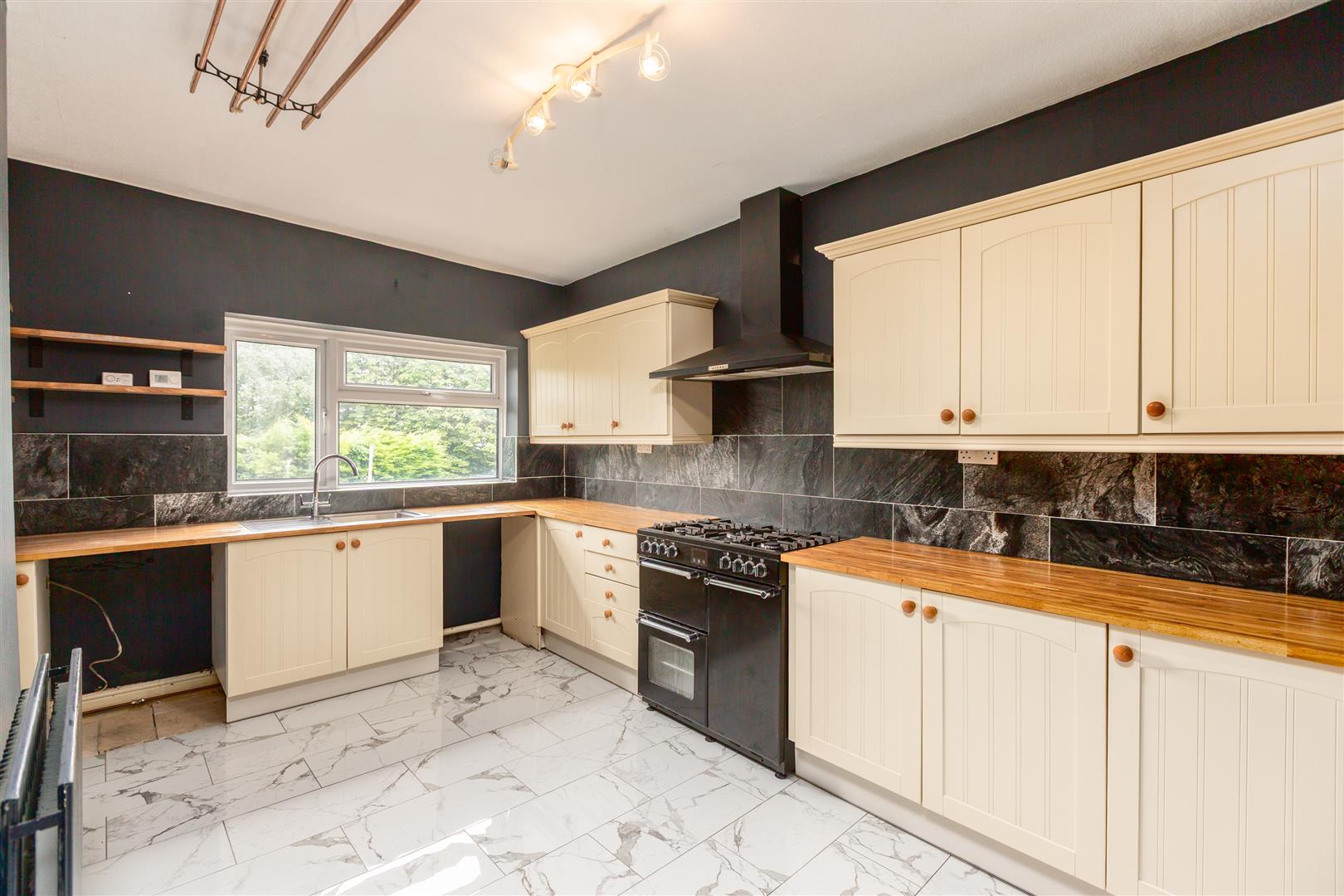 Parc Wern Road, Sketty, Swansea, SA2 0SE